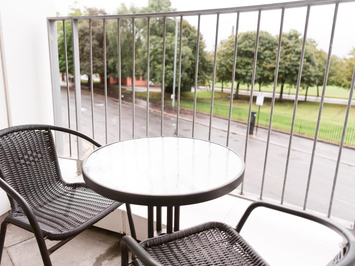 Pass The Keys Stylish 2Bed Rental Unit Glasgow Green المظهر الخارجي الصورة