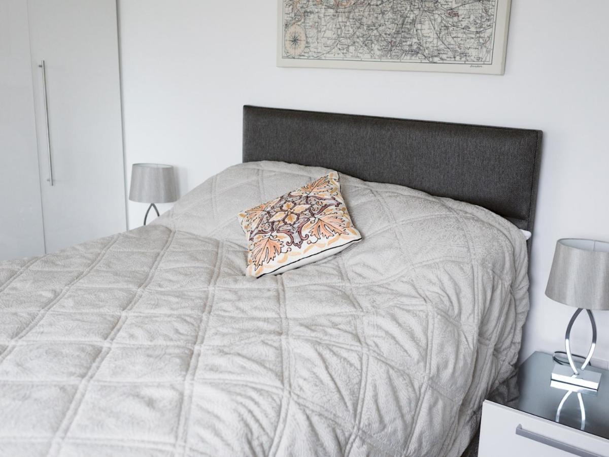 Pass The Keys Stylish 2Bed Rental Unit Glasgow Green المظهر الخارجي الصورة