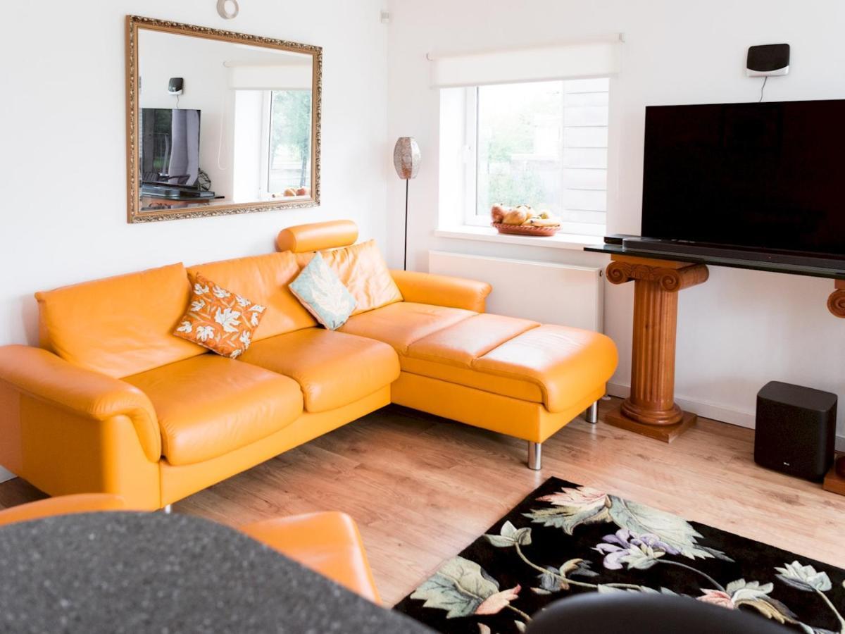 Pass The Keys Stylish 2Bed Rental Unit Glasgow Green المظهر الخارجي الصورة