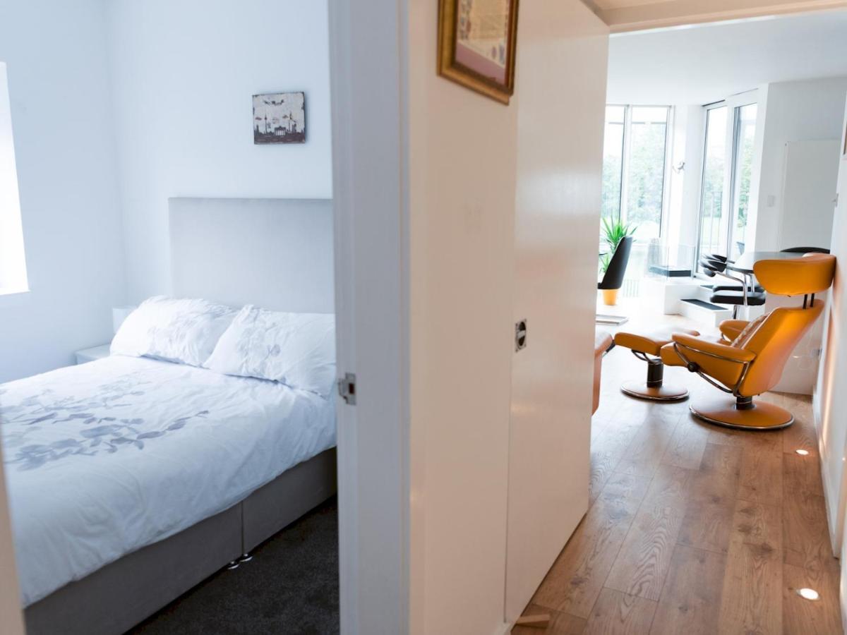 Pass The Keys Stylish 2Bed Rental Unit Glasgow Green المظهر الخارجي الصورة